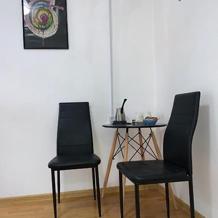In The Center Of The City 2Rooms Tbilisi Zewnętrze zdjęcie